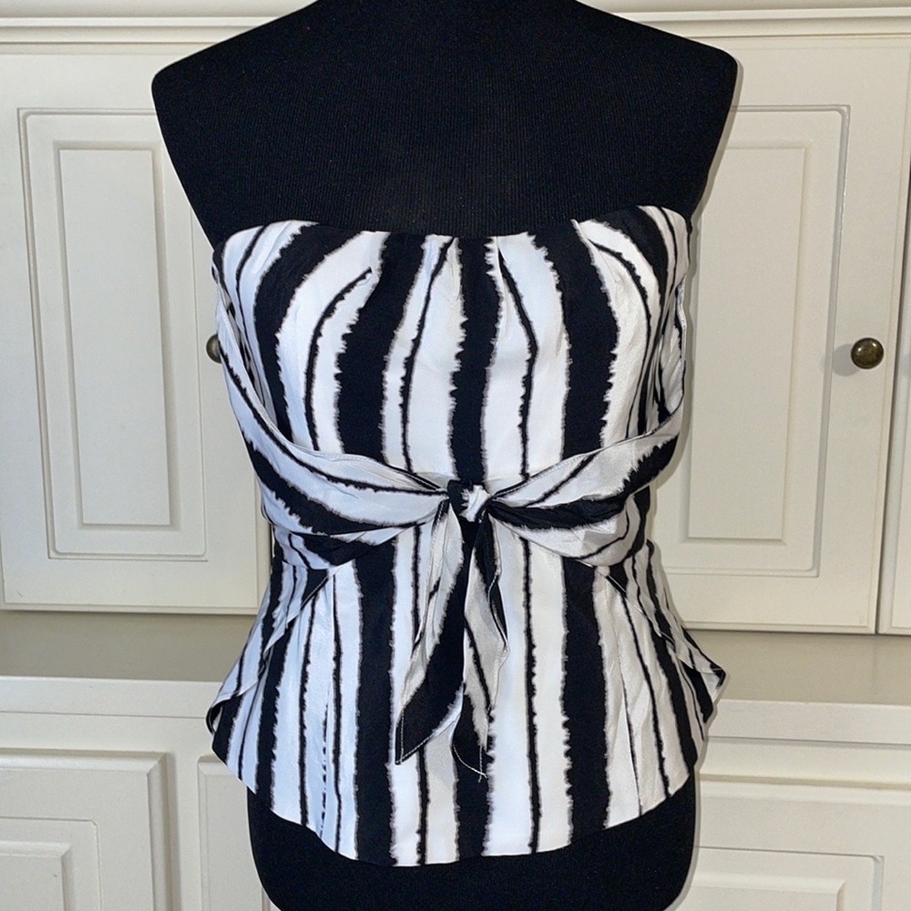 WHITE HOUSE BLACK MARKET black-and-white, striped strapless silk top. Size 6.